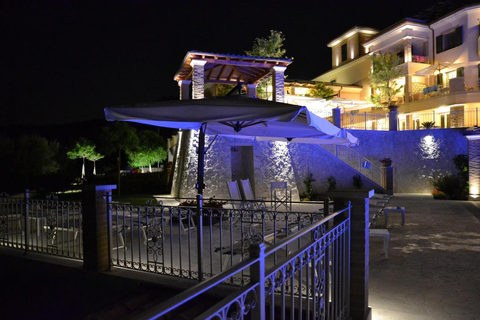 Incantea Resort Tortoreto Exterior photo