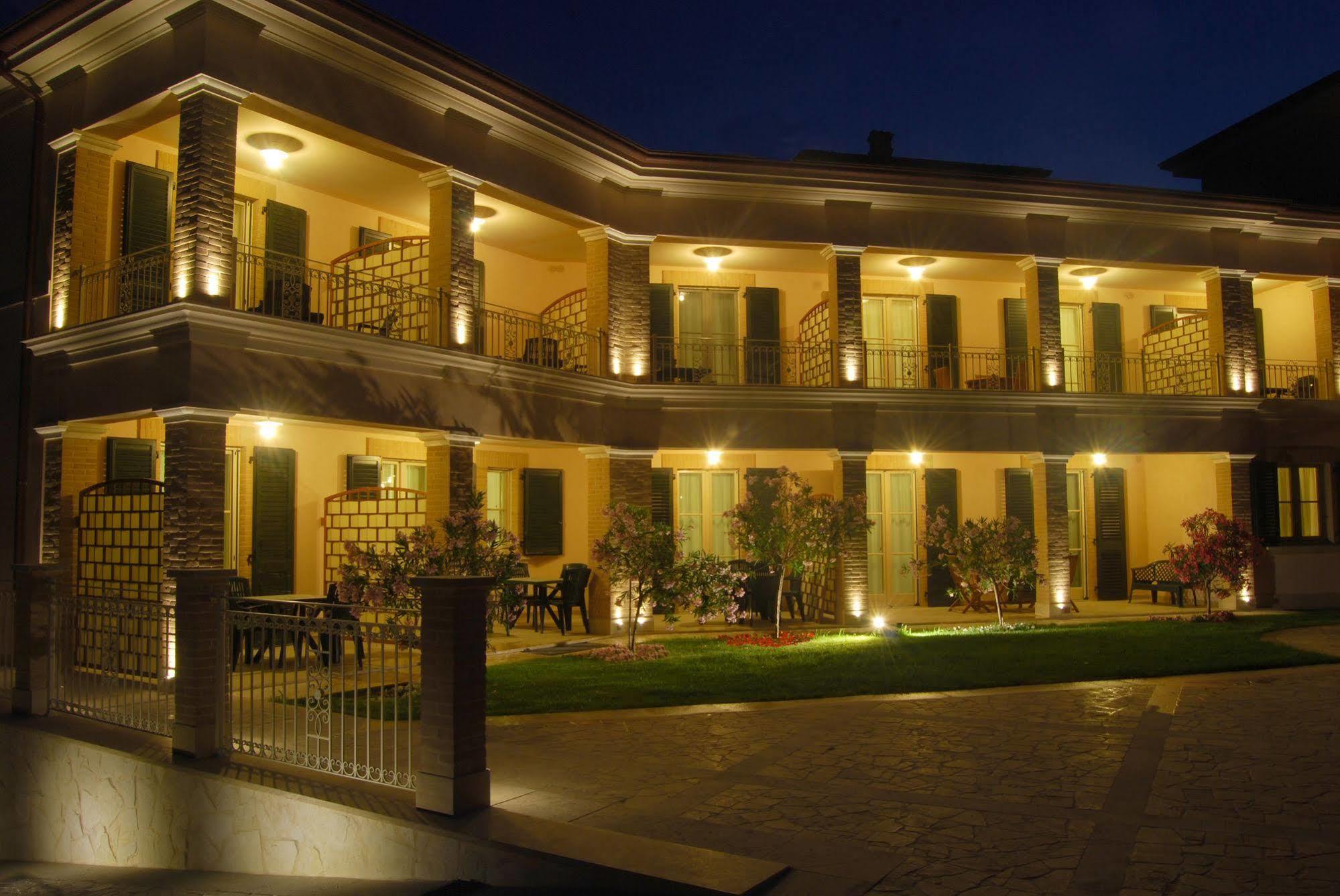 Incantea Resort Tortoreto Exterior photo