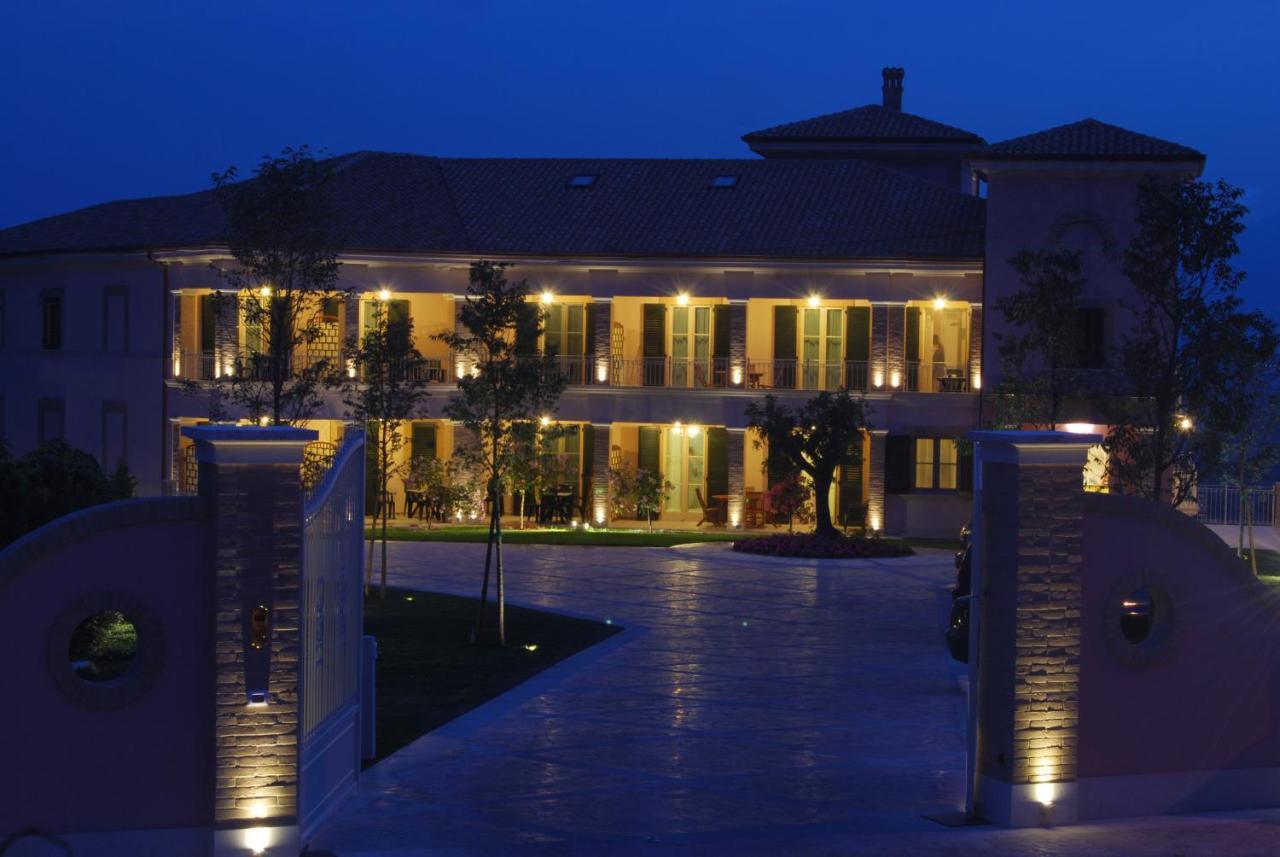 Incantea Resort Tortoreto Exterior photo